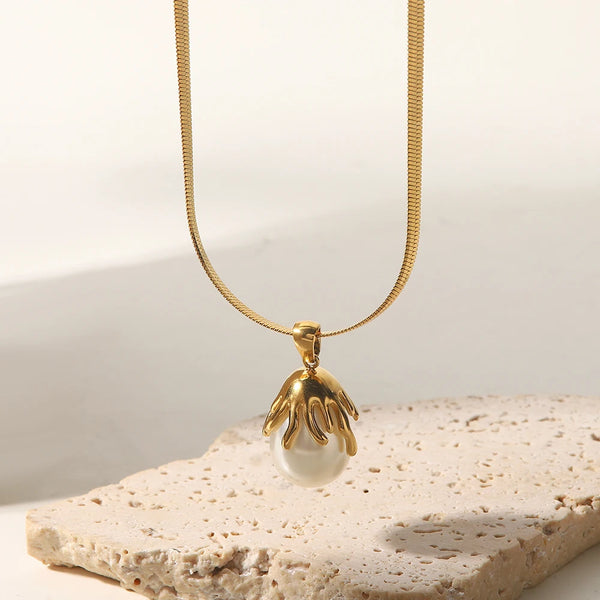 سلسله نسائيه من الذهب عيار 18 قيراطًا من اللؤلؤ الأبيض