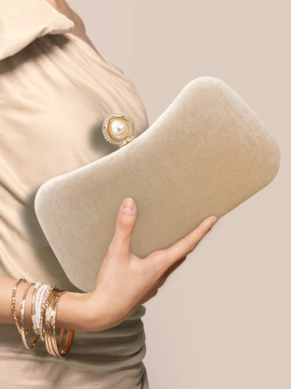 حقيبة نسائية كلاتش مخملية مزينة باللؤلؤ، حقيبة حفلات بمشبك سلسلة معدنية